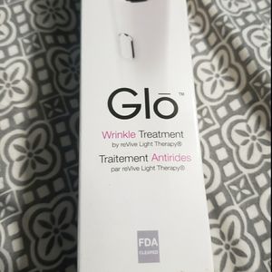 Glow Revive wrickle treatment